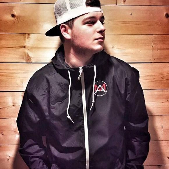 Meet your Posher, Cody - Picture 1 of 1